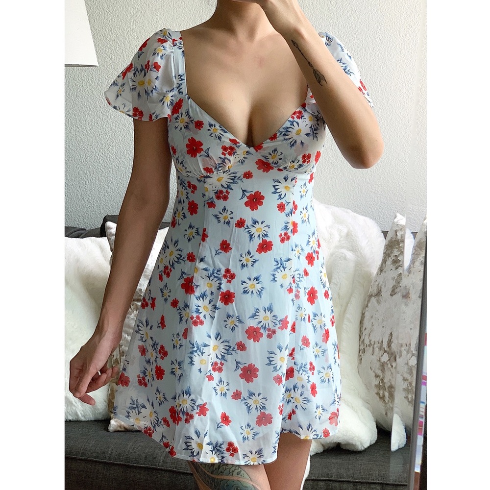 NWT F21 Floral Dress - Picture 3 of 4